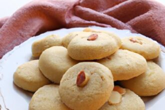 Almond Cookies of North Africa: A Sweet Tradition Unveiled