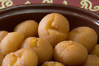 Gud Mungfali Gachak: Sweet Tradition in Every Bite